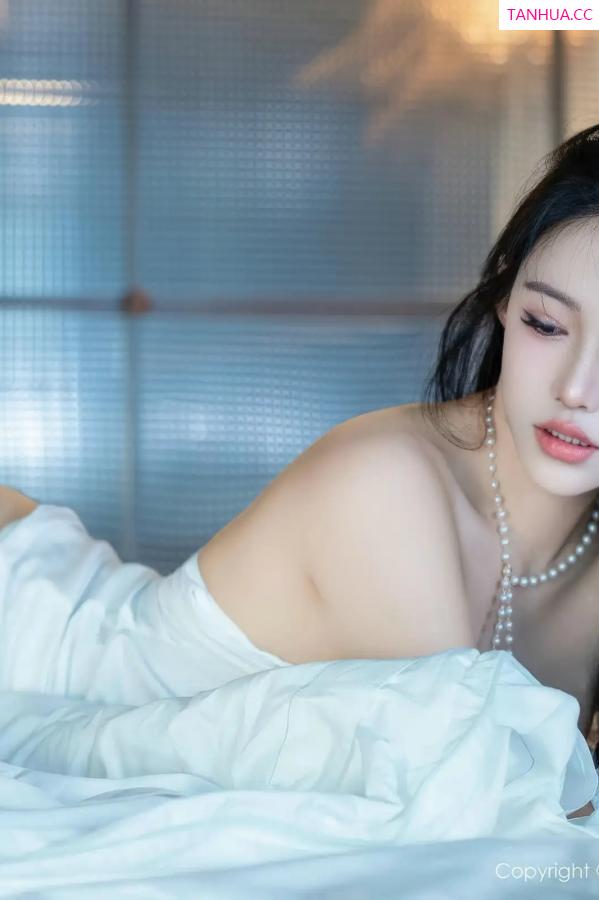   [XiuRen]高清写真图 2025.12.18 No.11124 shelly诗莉 白色情趣内衣第58张图片